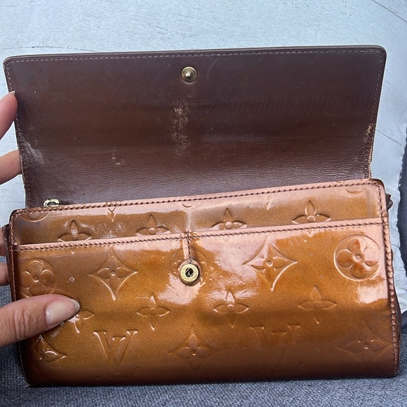 Louis Vuitton Vernis long Wallet - Picture 9 of 14